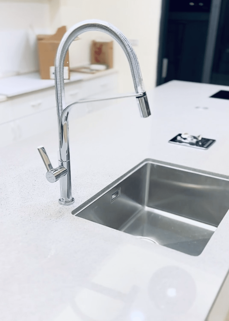 把電器收進中島檯面，你怎麼選